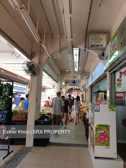 Tampines Street 21 (D18), Shop House #203369151
